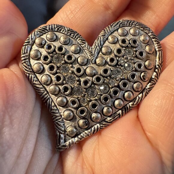 Textured Silver Heart Brooch Signed Chico’s 2007 AHA 2.25 inches - Picture 1 of 5